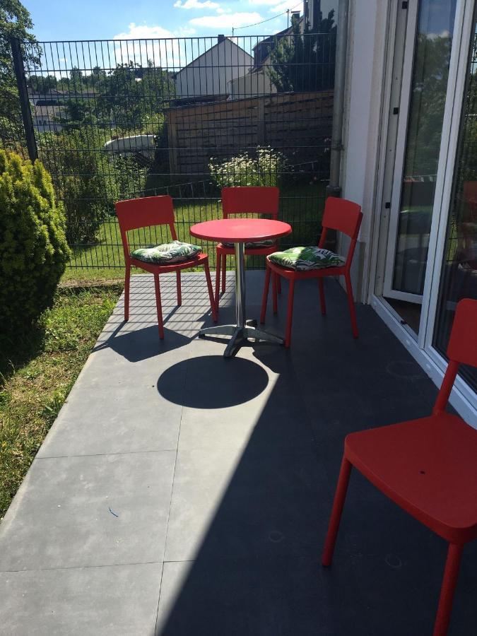Mayen, Im Mohren, Privatzimmer Nr1, Waldrand, Nahe Nurburgring & Burg Eltz, Gemeinschaftsbad Екстериор снимка