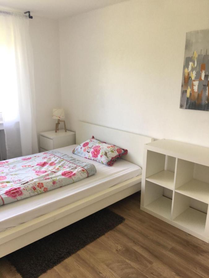 Mayen, Im Mohren, Privatzimmer Nr1, Waldrand, Nahe Nurburgring & Burg Eltz, Gemeinschaftsbad Екстериор снимка